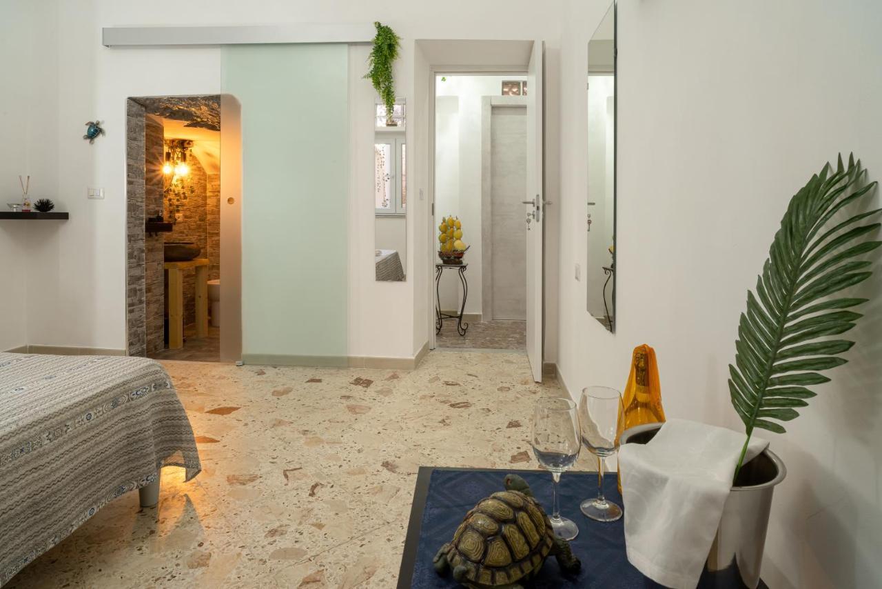 Hotel Notti Magiche Santa Maria di Castellabate Exterior foto
